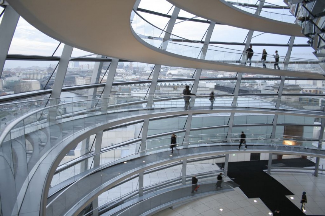 Przeszklenia w nowoczesnej architekturze, fot. Shutterstock Szklane domy to nie lada wyzwanie