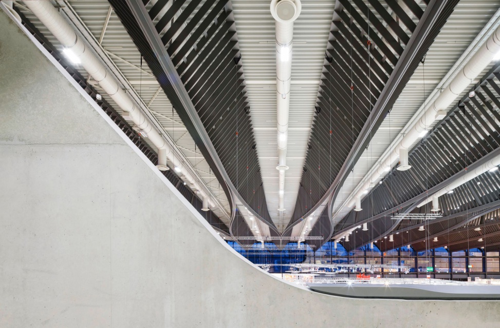 Hala 3A fot. Heiko Stahl / materiały prasowie Zaha Hadid Architects Zjawiskowa hala wystawowa spod kreski Zahy Hadid
