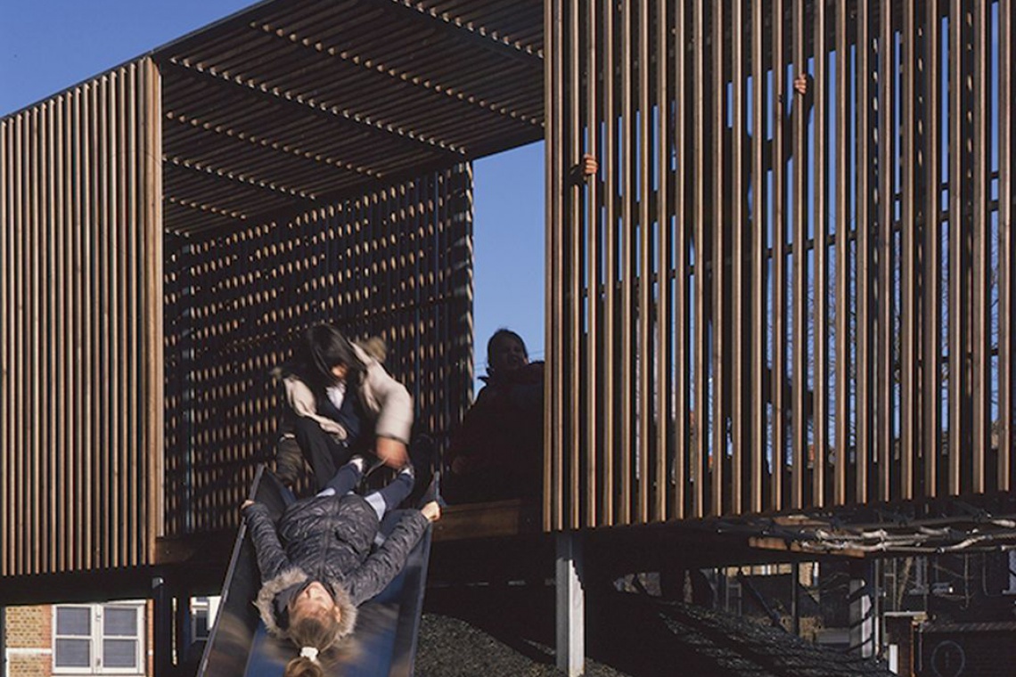 Chisenhale, fot. Helene Binet Designerski plac zabaw wymyślony przez dzieci