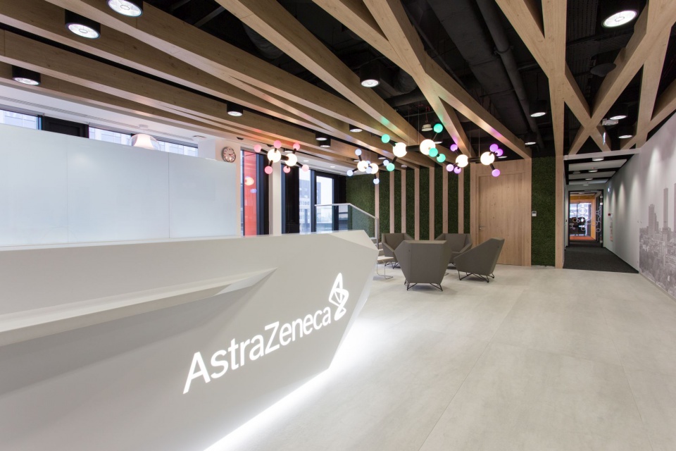 Fot. udostępnione dzięki uprzejmości Massive Design Astra Zeneca Pharma Poland - komfort i funkcjonalność w open space