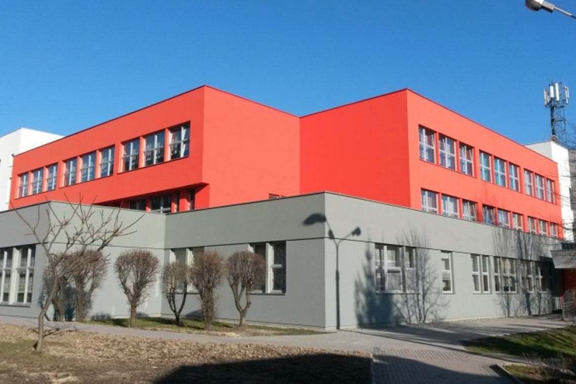 Zespół Szkół Ogólnokształcących im. Armii Krajowej w Bielsku-Białej, fot. materiały prasowe Nowe oblicze PRL-u