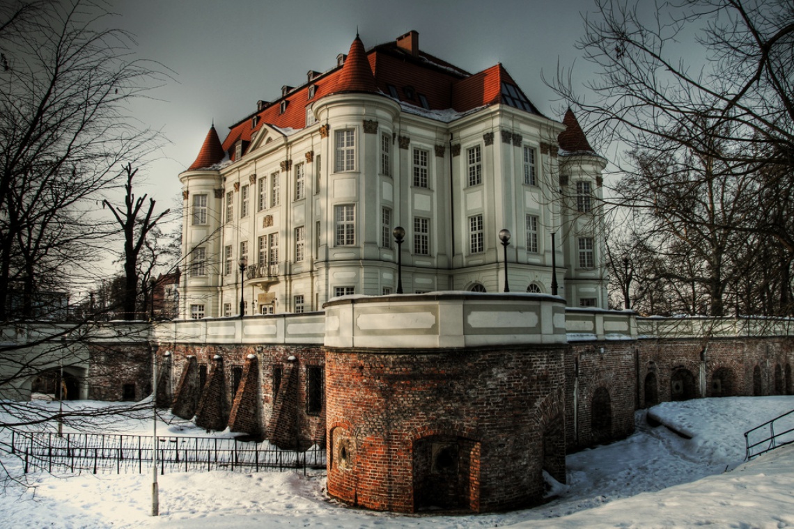 Centrum Kultury Zamek, autor: Klearchos Kapoutsis, źródło: flickr.com (CC BY 2.0) Odkrywamy architekturę Centrum Kultury Zamek