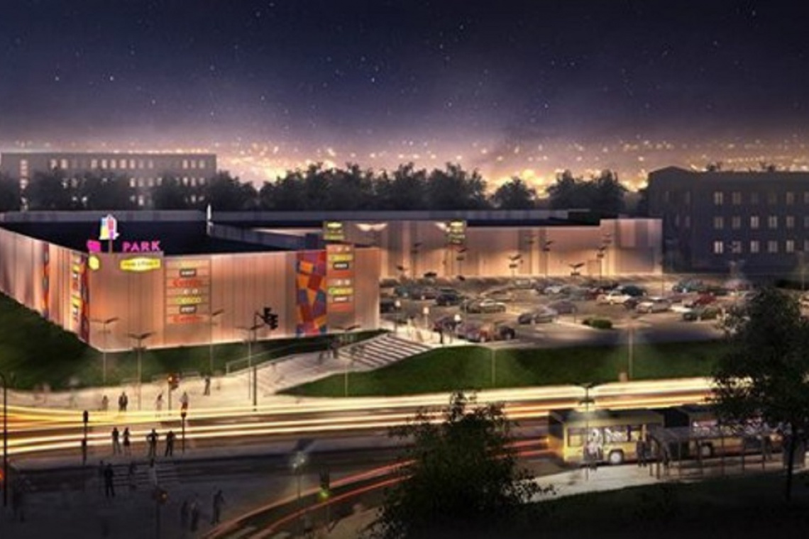 Galeria Color Park znajduje się na ul. Wolskiej 11 w Lublinie. Posiada 6 tys. mkw. powierzchni. W 2013 roku została gruntownie zrewitalizowana. Jej projekt przygotowała firma Apa-Via i Partnerzy. Stylowy handel w Lublinie