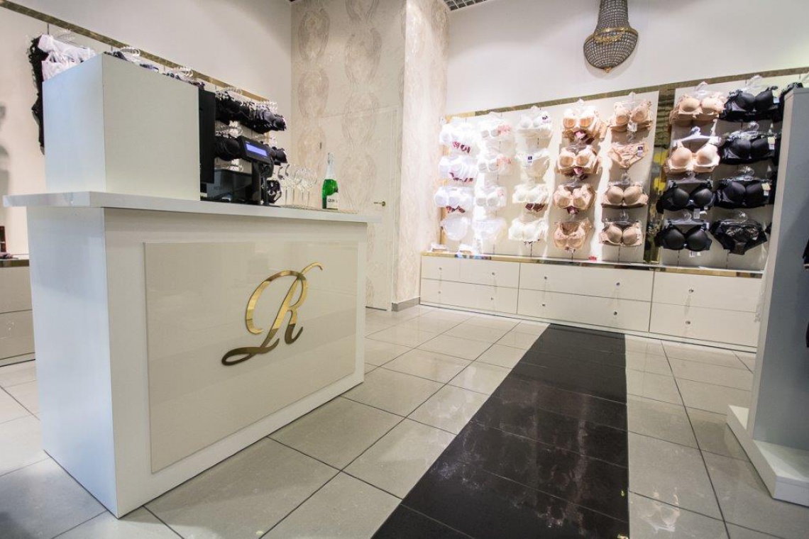 Ramona (mat.pras.) Ramona: salon, który powstał z pasji