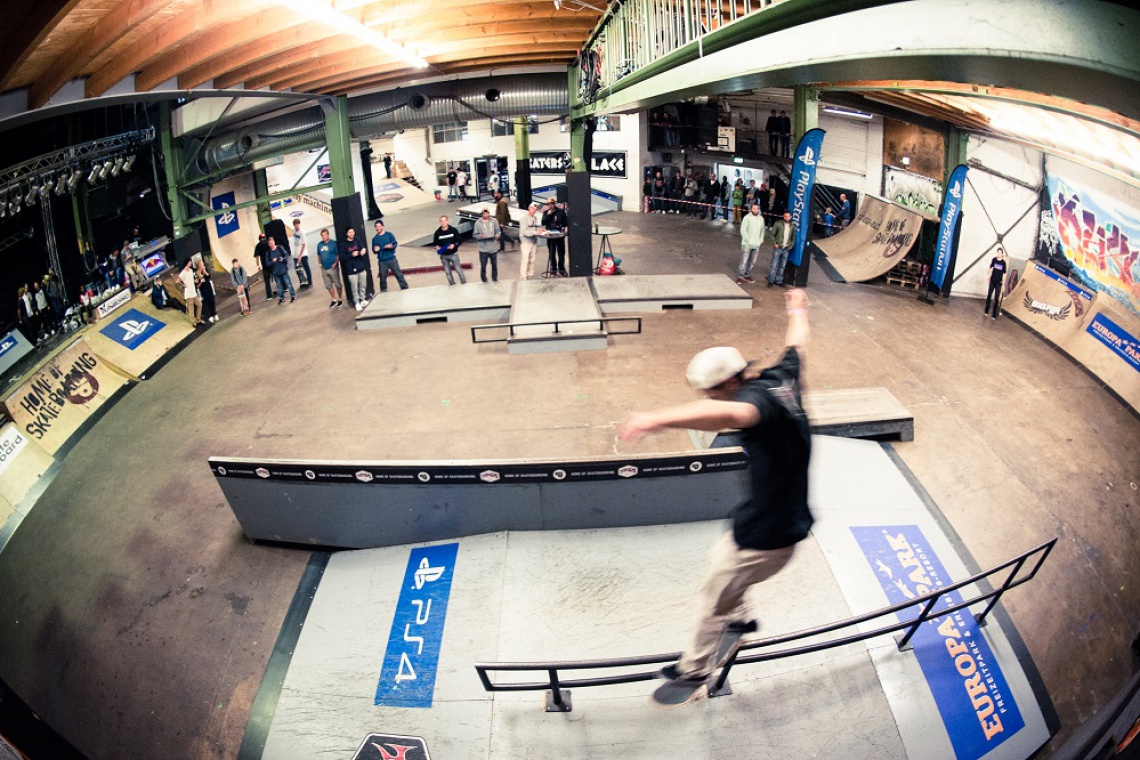 Skaters Palace w Muenster / fot. © Dennis Scholz. Beton i stal - łazienka do zadań specjalnych w niemieckim skateparku