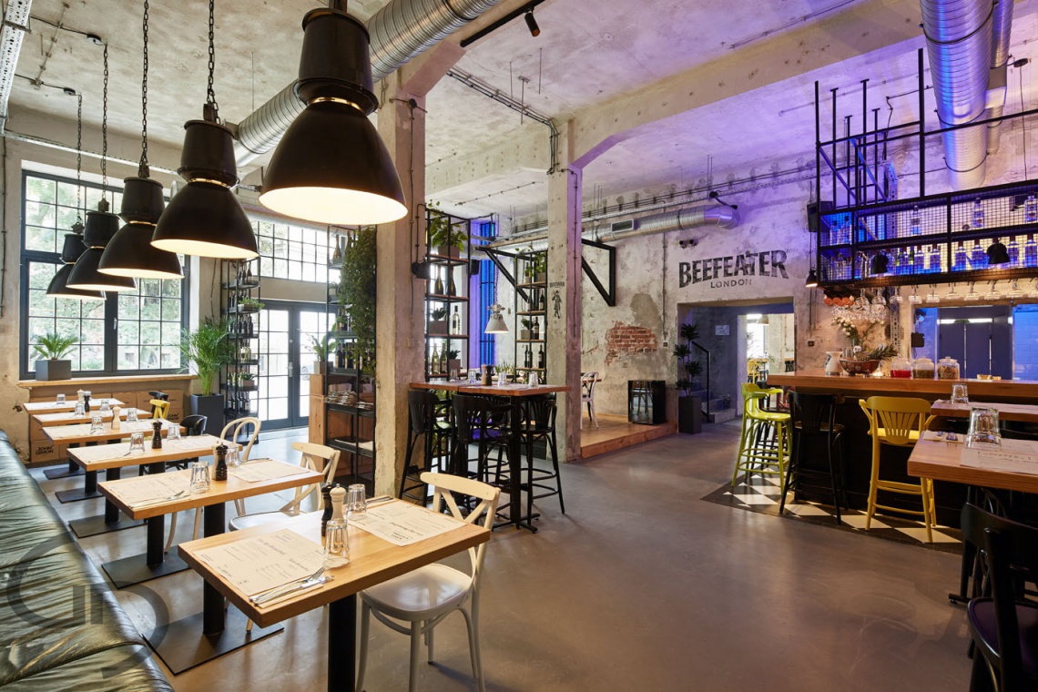 fot. Grycaj Design Industrialne wnętrze z oryginalnymi elementami fabryki tytoniu. Oto restauracja Międzymiastowa