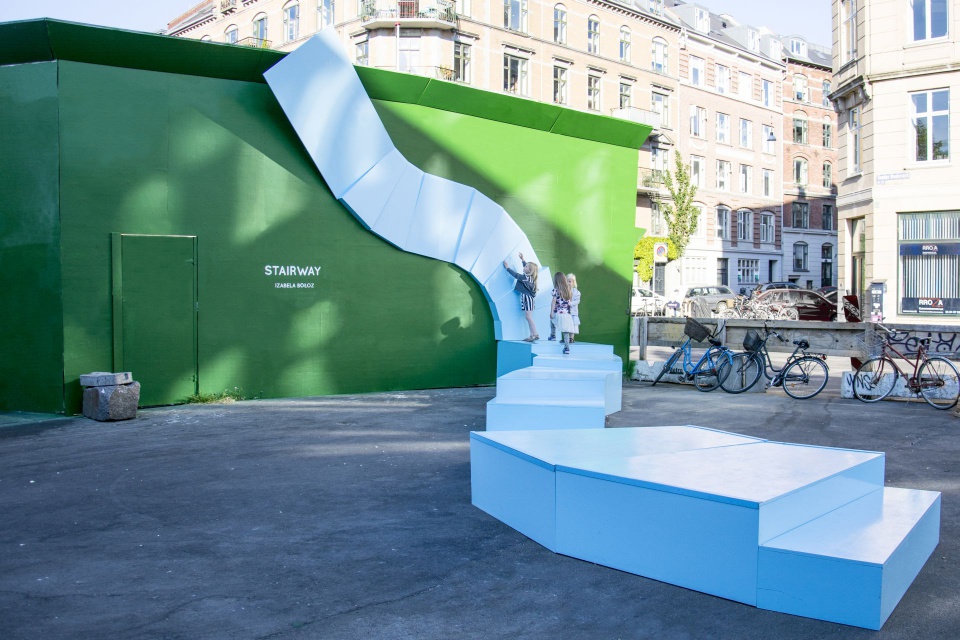 Instalacja Starway. Fot. archiwum Izabeli Bołoz. Miejski design z Polski, który podbija świat. Izabela Bołoz gościem Forum Dobrego Designu!