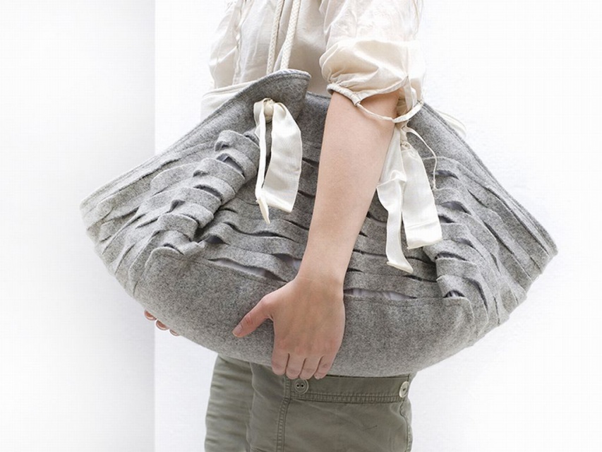 Torba Bagoo do noszenia niemowląt - projekt dla marki Mothercare. Maja Ganszyniec o tym, jak tworzyć rzeczy, które sie sprzedają. Przyjdź na Forum Dobrego Designu