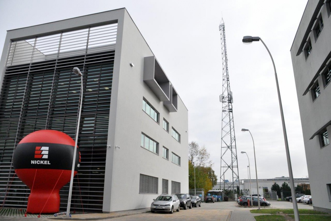 Siedziba Enea Operator fot. mat. prasowe PTB Nickel Gigant energetyczny zmodernizował siedzibę. To projekt Litoborski+Marciniak