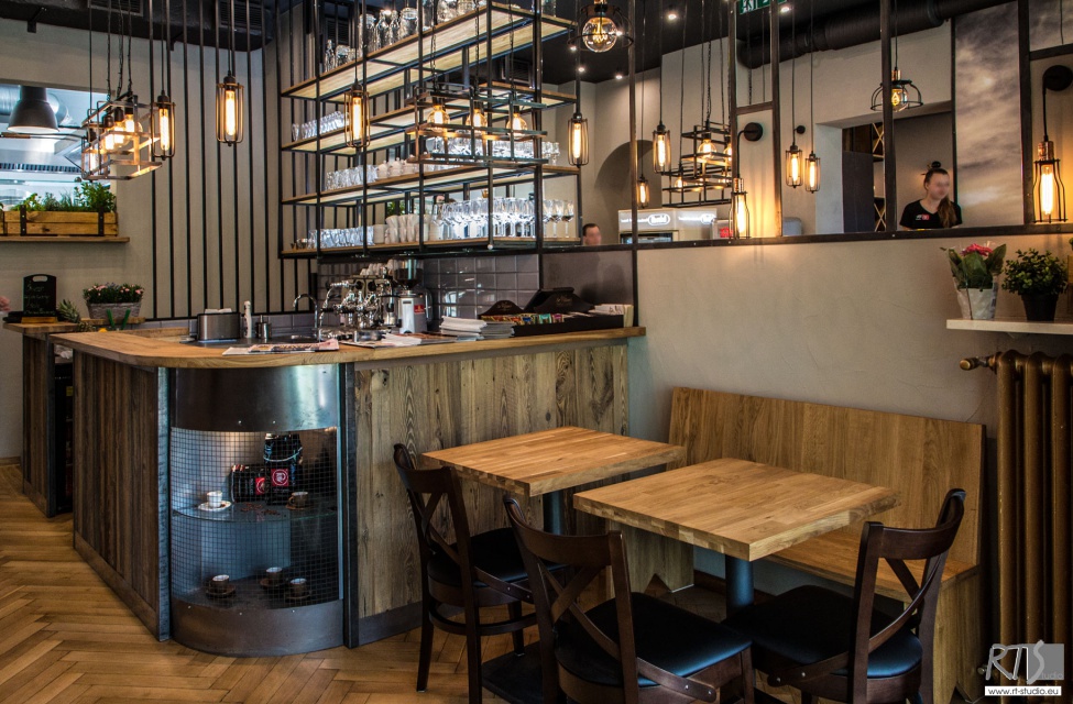 Sala 2 - Wezuwiusz. / Proj. i fot. RT-studio. Źródło: Archiconnect.pl Ach, piękny Neapolu! Tak powstawało wnętrze włoskiej restauracji w Warszawie