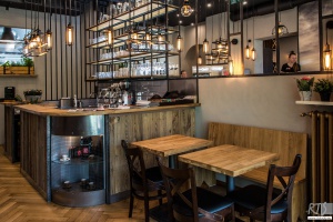 Ach, piękny Neapolu! Tak powstawało wnętrze włoskiej restauracji w Warszawie