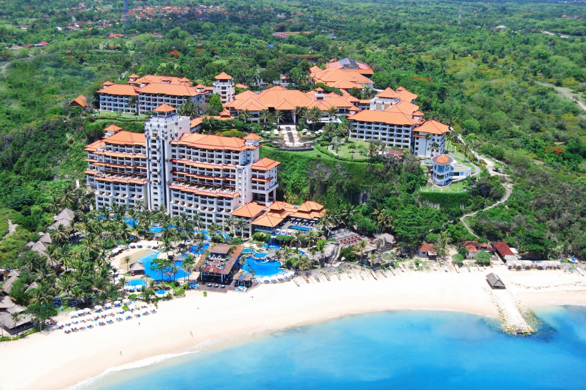 Hilton Bali Resort Jak wykorzystać atuty unikalnej lokalizacji? Pomogą architekci