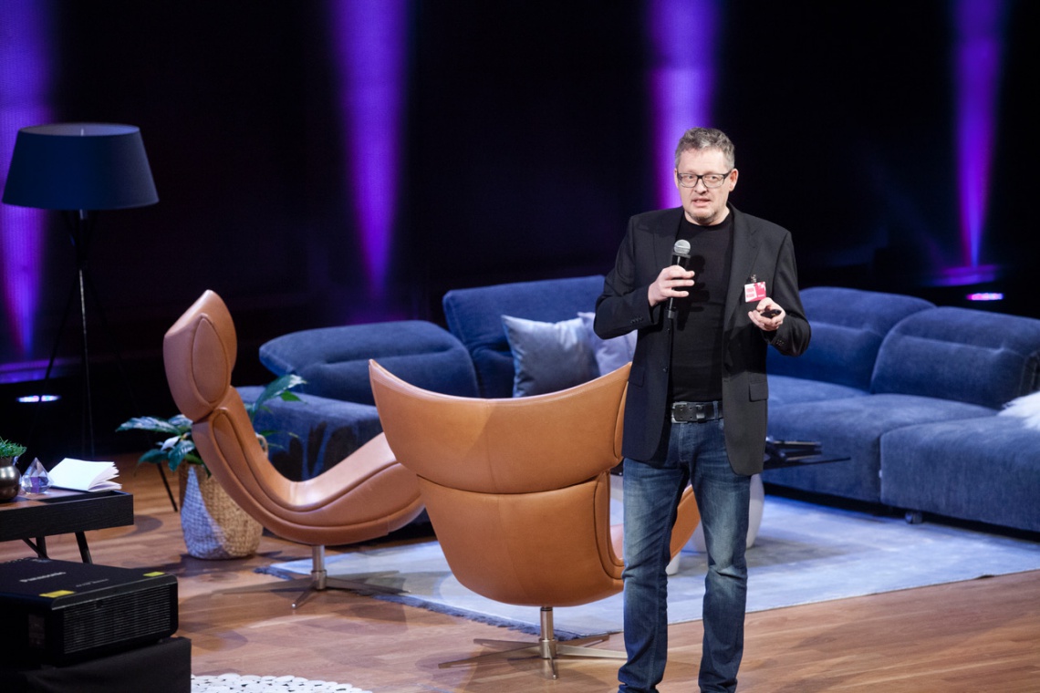 Henrik Pedersen fot. PTWP Henrik Pedersen: Moda to świetne źródło inspiracji dla projektowania mebli