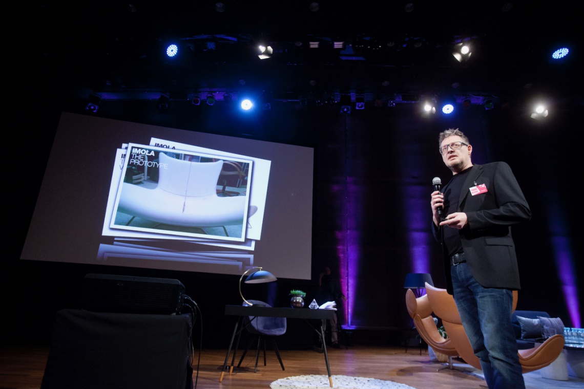 Gość specjalny Forum Dobrego Designu 2016 - Henrik Pedersen, jeden z uznanych duńskich projektantów. Fot. Paweł Pawłowski. Żyję bardziej procesem twórczym niż tym, co później dzieje się z produktem