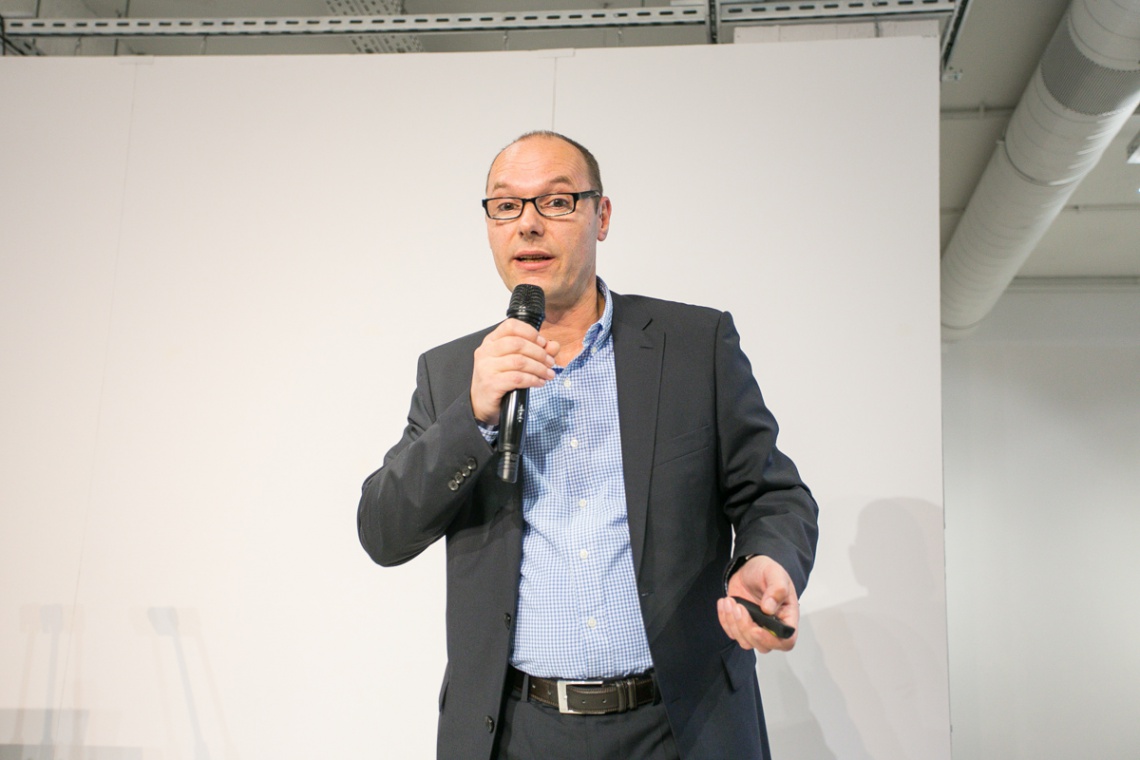 Jürgen Buck-Gramcko, dyrektor sprzedaży Amtico na Europę. / fot. mat. prasowe OKK! Design Moda i sztuka inspiracją dla nowych kolekcji