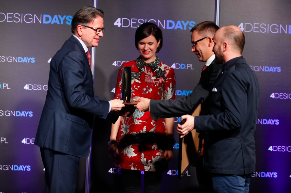 Statuetkę w kategorii Hotel - Bryła za obiekt ibis Gdańsk Stare Miasto odebrał Ireneusz Węgłowski, wiceprezes Grupy Orbis. Niezwykłe statuetki Property Design Awards 2017 już przyznane!