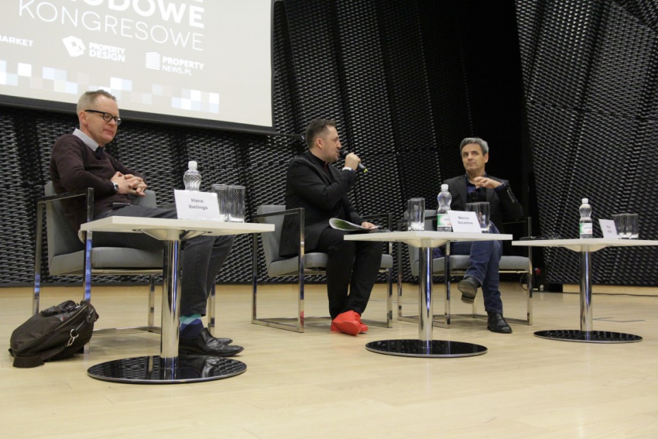 Hans Ibelings – krytyk architektury i pisarz; Marcin Szczelina – krytyk, kurator architektury, Architecture Snob; Piotr Polk - aktor Design, architektura, nieruchomości – moda, trendy, inspiracje. II edycja 4 Design Days za nami