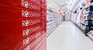 W polskich drogeriach Rossmanna pojawią się recomaty. Pierwszy działa w centrali Rossmana