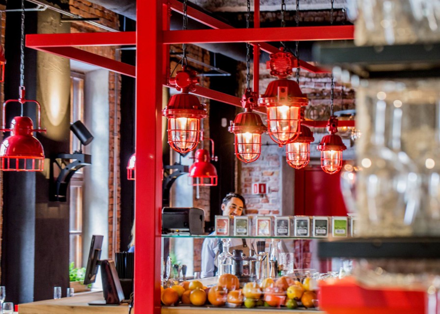 Cargo Grill & Deli spod kreski Grycaj Design fot. mat. prasowe Niezwykłe połączenie restauracji typu high volume z delikatesami
