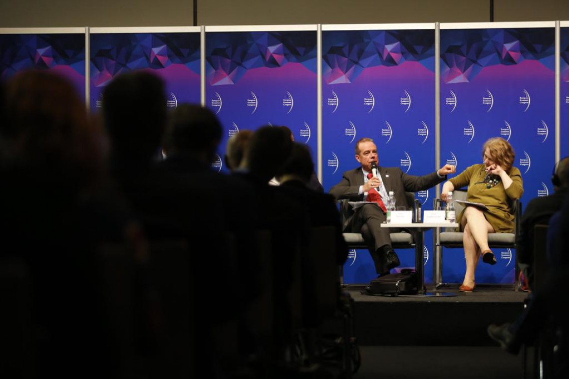 Panel dyskusyjny Design - inteligentne narzędzie, które pobudza przedsiębiorstwa. Pete Karcher na EEC: Designer jest dyrygentem. Nie może grać solo