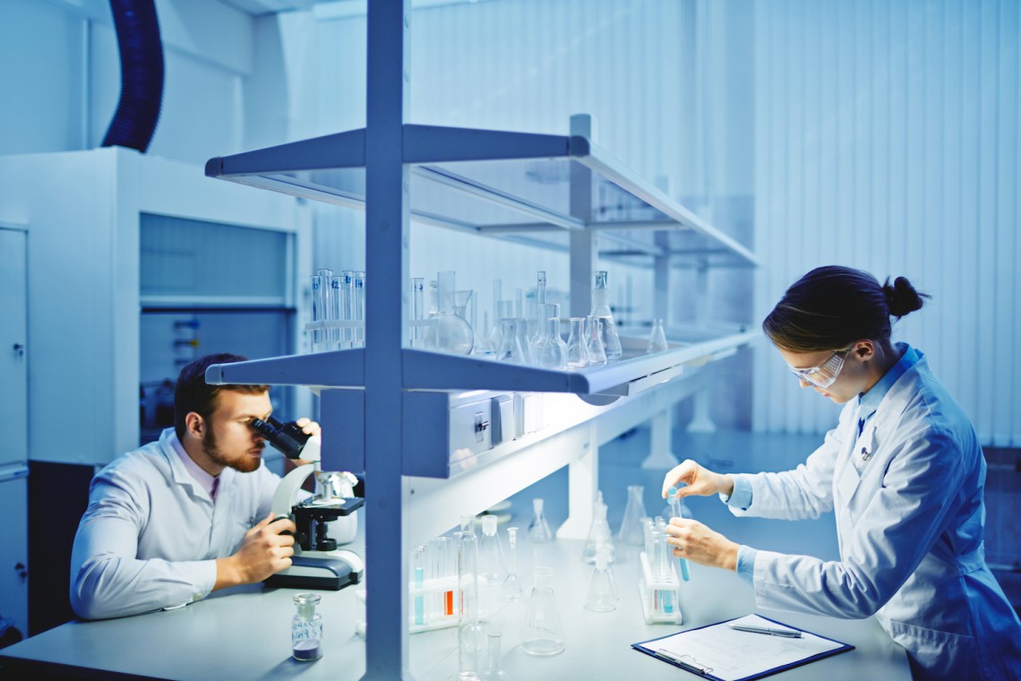 Jak starzeją się materiały? Można to sprawdzić w specjalnym laboratorium