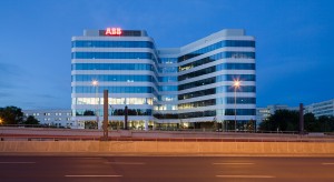 Podwójne otwarcie w Krakowie. Skanska otworzyła Axis i pierwszy fragment Superścieżki
