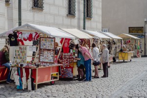 Niezwykłe stragany na Starym Rynku w Poznaniu 