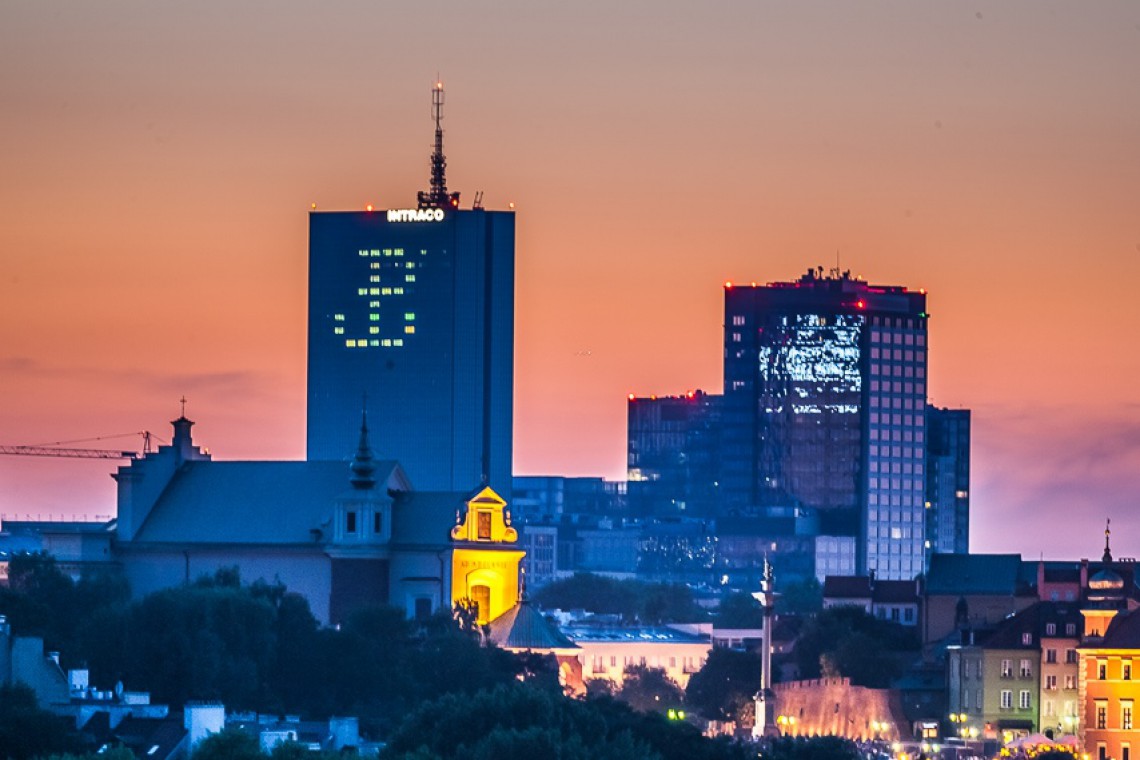 fot. mat. prasowe Kotwica Polski Walczącej pojawi się w oknach budynku Intraco