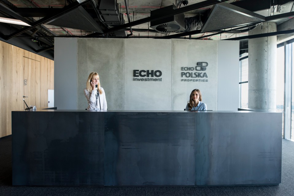 Tak pracuje się w EPP i Echo Investments fot. mat. prasowe Nowe biuro Echo Investment i EPP w Q22 zachwyca. Postawiono na najlepszy polski design