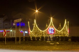 Polskie miasta stawiają na iluminacje. I to nie tylko od święta