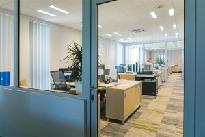 Przestrzenna wizytówka - wnętrze biurowe dla europejskiego producenta mebli