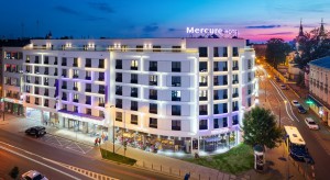 Królewski Mercure obchodzi swoją pierwszą rocznicę