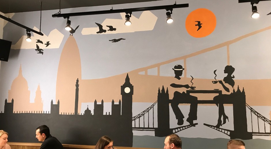 Wyjątkowa Costa Coffee z... muralem znanego artysty