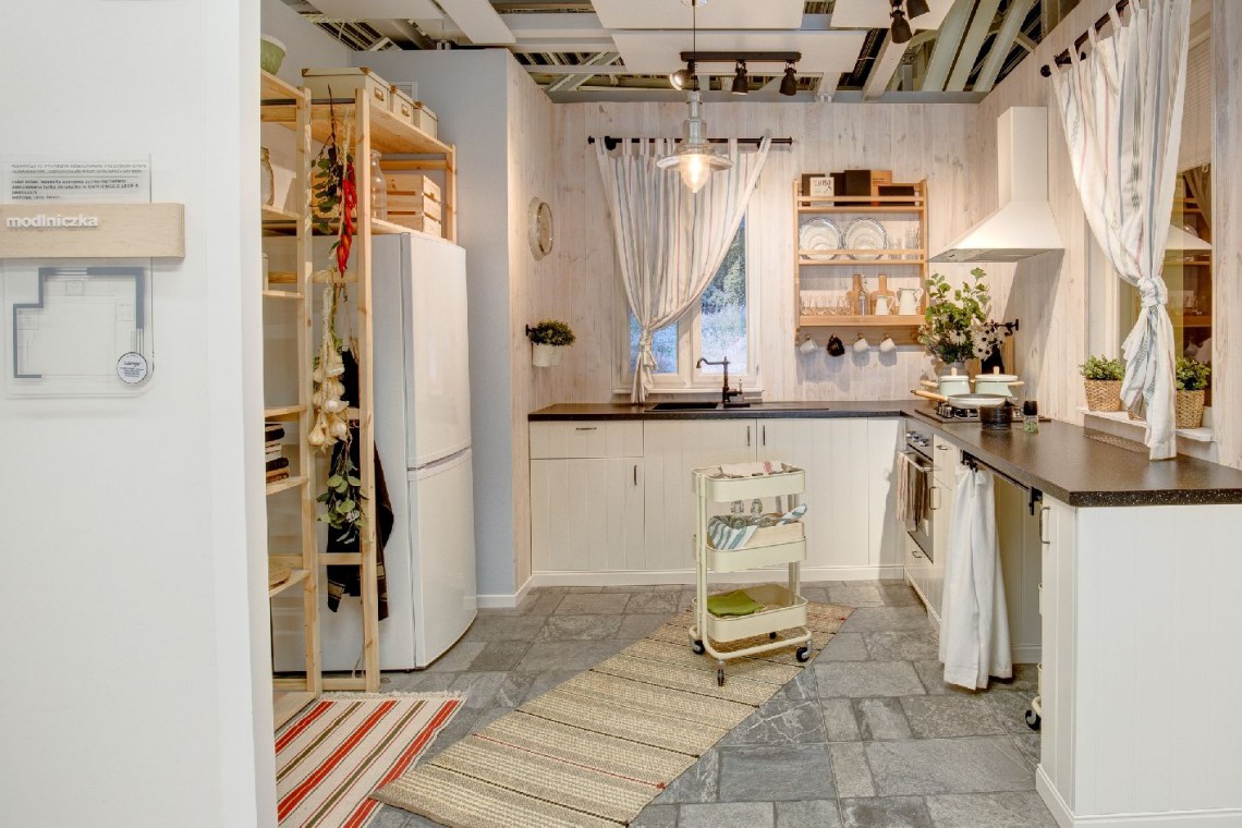 IKEA Kraków przeniosła do sklepu... 30 kuchni z istniejących mieszkań