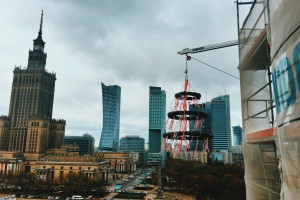 Centrum Marszałkowska rośnie w siłę. Dzieło Juvenes-Projekt już z wiechą