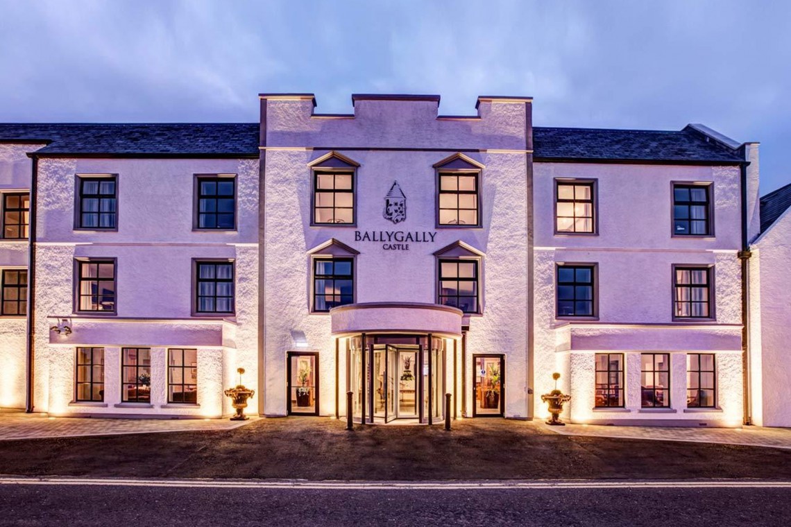 Ballygally Castle, Irlandia Północna fot. Hotels.com TOP: Hotele (nie) idealne na Halloween