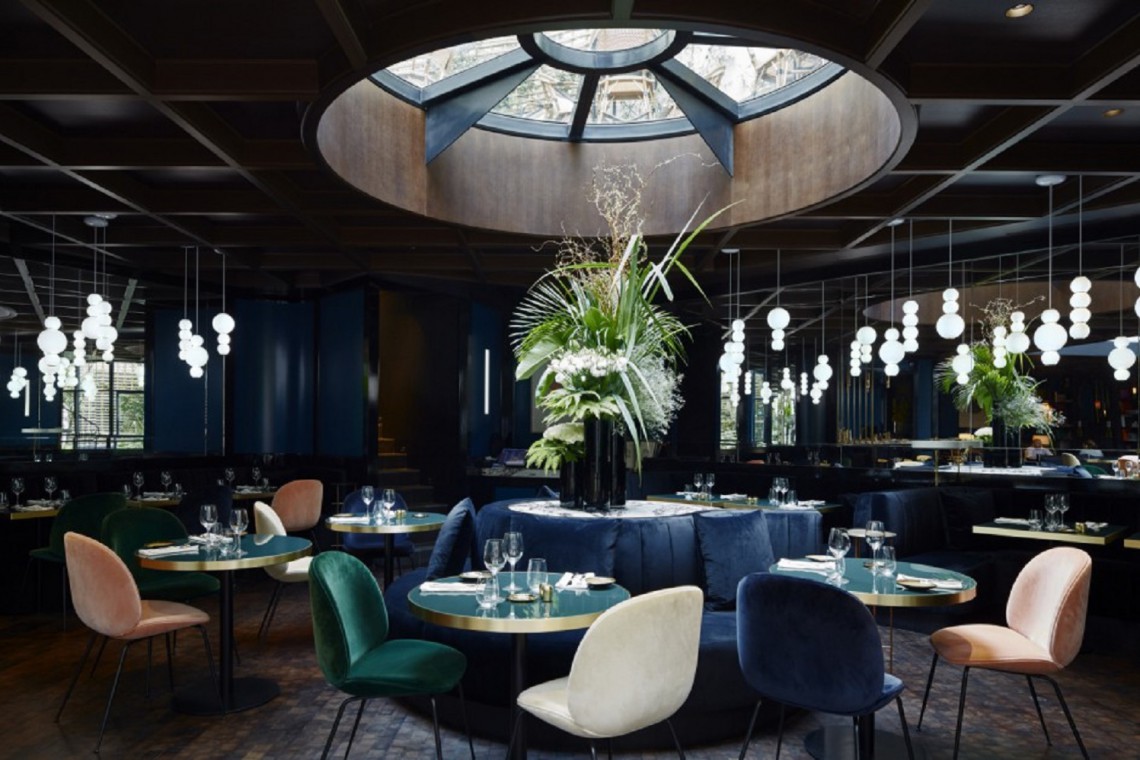 Hotel Le Roch Hôtel & Spa Paris to wynik fascynacji grą kolorów, struktur i materiałów