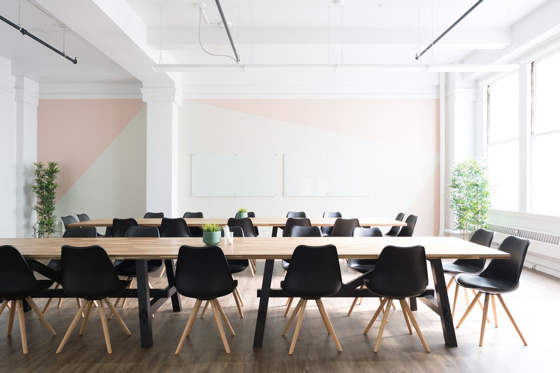 fot. unsplash Miejsca pracy są za głośne