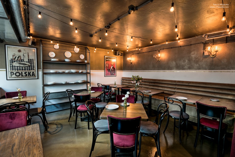 Talerzyki, nowy warszawski lokal fot. A.Miszkurka / 370studio.com TOP: Restauracje inne niż wszystkie. Oto najciekawsze lokale 2017 roku