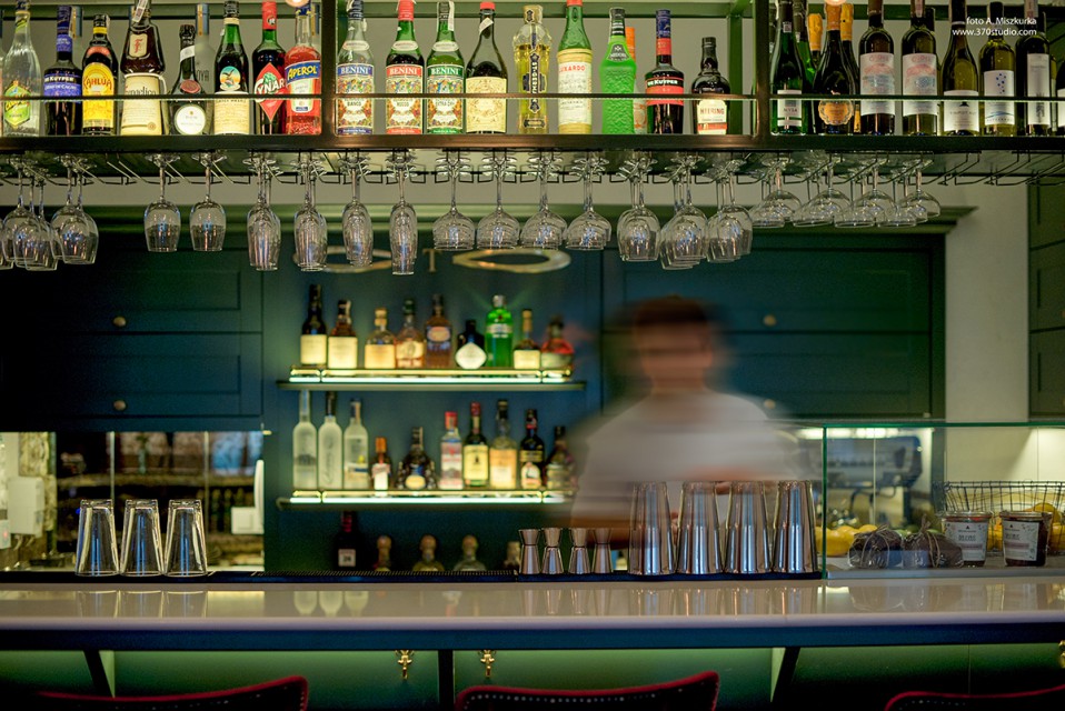 Talerzyki, nowy warszawski lokal fot. A.Miszkurka / 370studio.com TOP: Restauracje inne niż wszystkie. Oto najciekawsze lokale 2017 roku