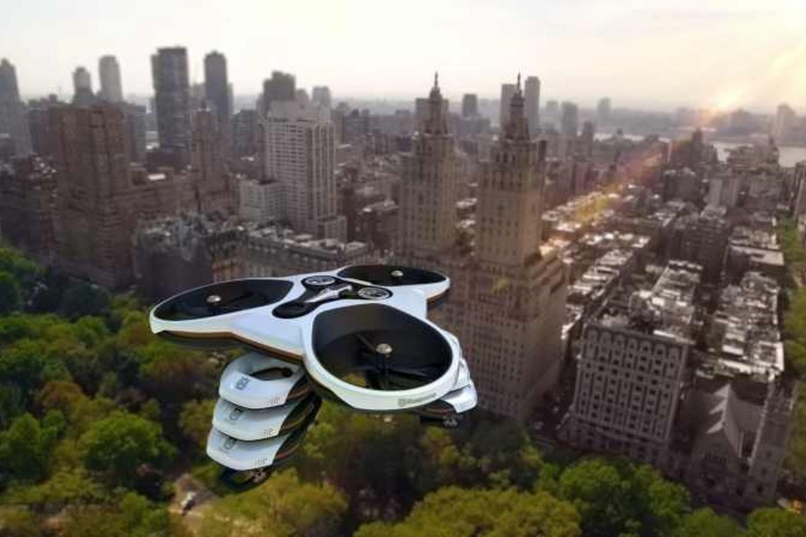 Park miejski przyszłości a nad nim latają... drony
