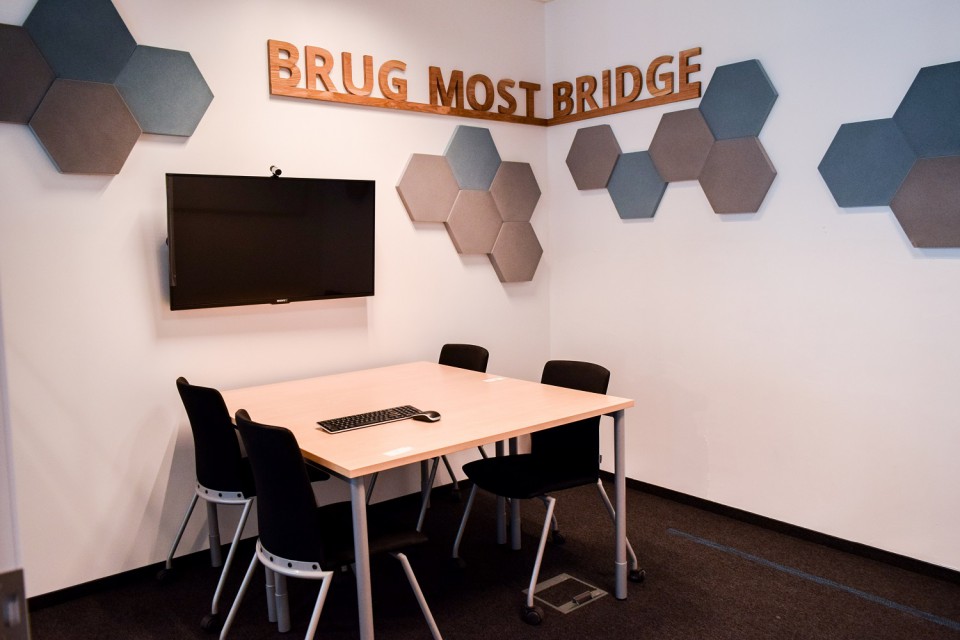 Sala spotkań Bridge w biurze Goyello, fot. Goyello Biuro Goyello w Olivia Business Centre to rowerowa podróż po polsko-holenderskiej krainie