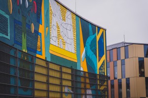 Galeria Krakowska z niezwykłym muralem