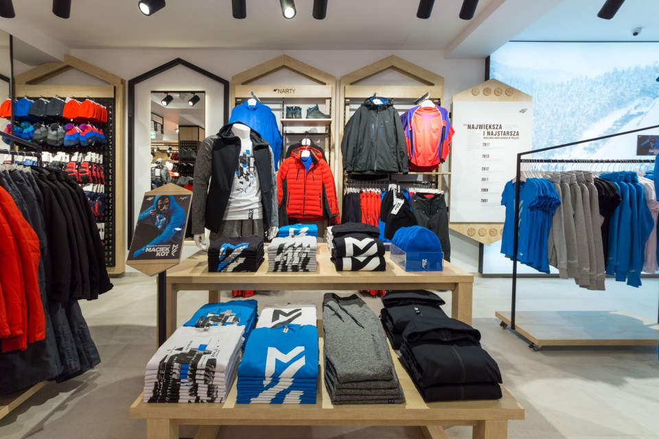 Nasze Tatry, czyli nowy koncept 4F fot. mat. prasowe TOP: Tu design ma znaczenie. Najciekawsze nowo otwarte salony sprzedaży