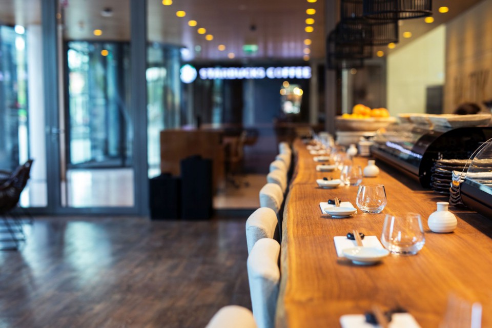 Yuzu to nowa restauracja w Poznaniu. Zaskakuje designem i... na talerzu fot. mat. prasowe TOP: Restauracje inne niż wszystkie. Oto najciekawsze lokale 2017 roku