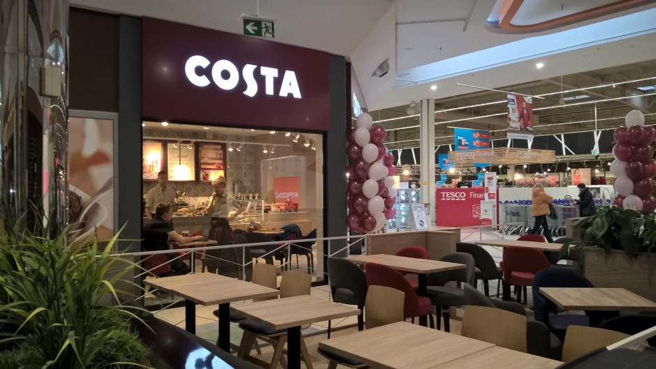 Costa Coffee wpisała się w Pasaż Tesco