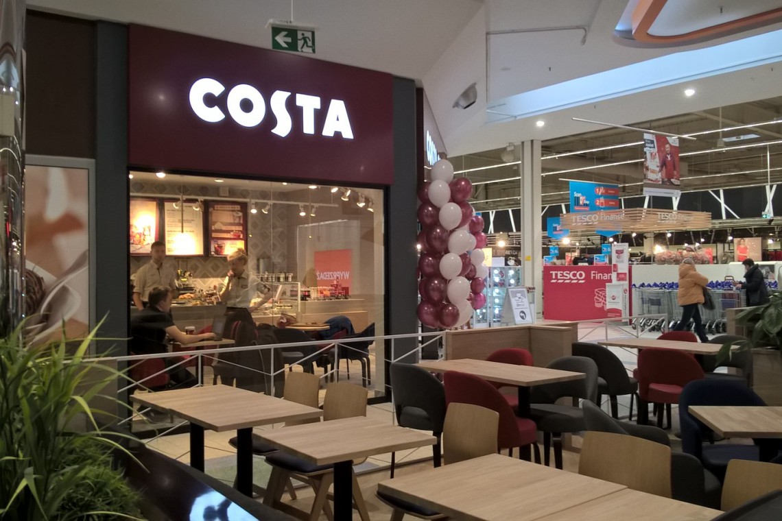 fot. mat. pras. Costa Coffee wpisała się w Pasaż Tesco