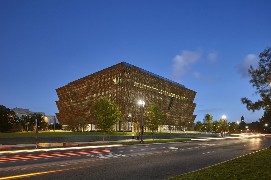 National Museum of African American History and Culture, fot. mat. prasowe, Alan Karchmer Design roku - National Museum of African American History and Culture