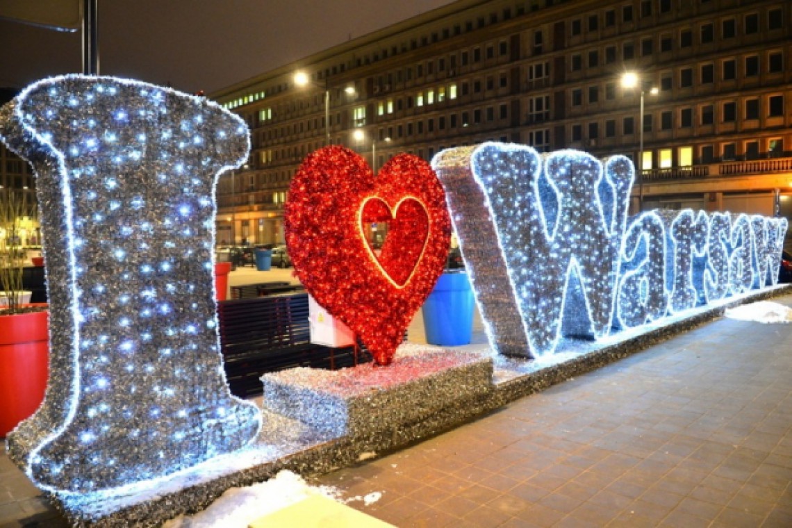 Marszałkowska z walentynkową iluminacją