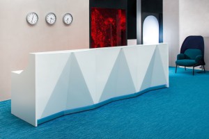 Liczy się pierwsze wrażenie. Designerskie lady recepcyjne